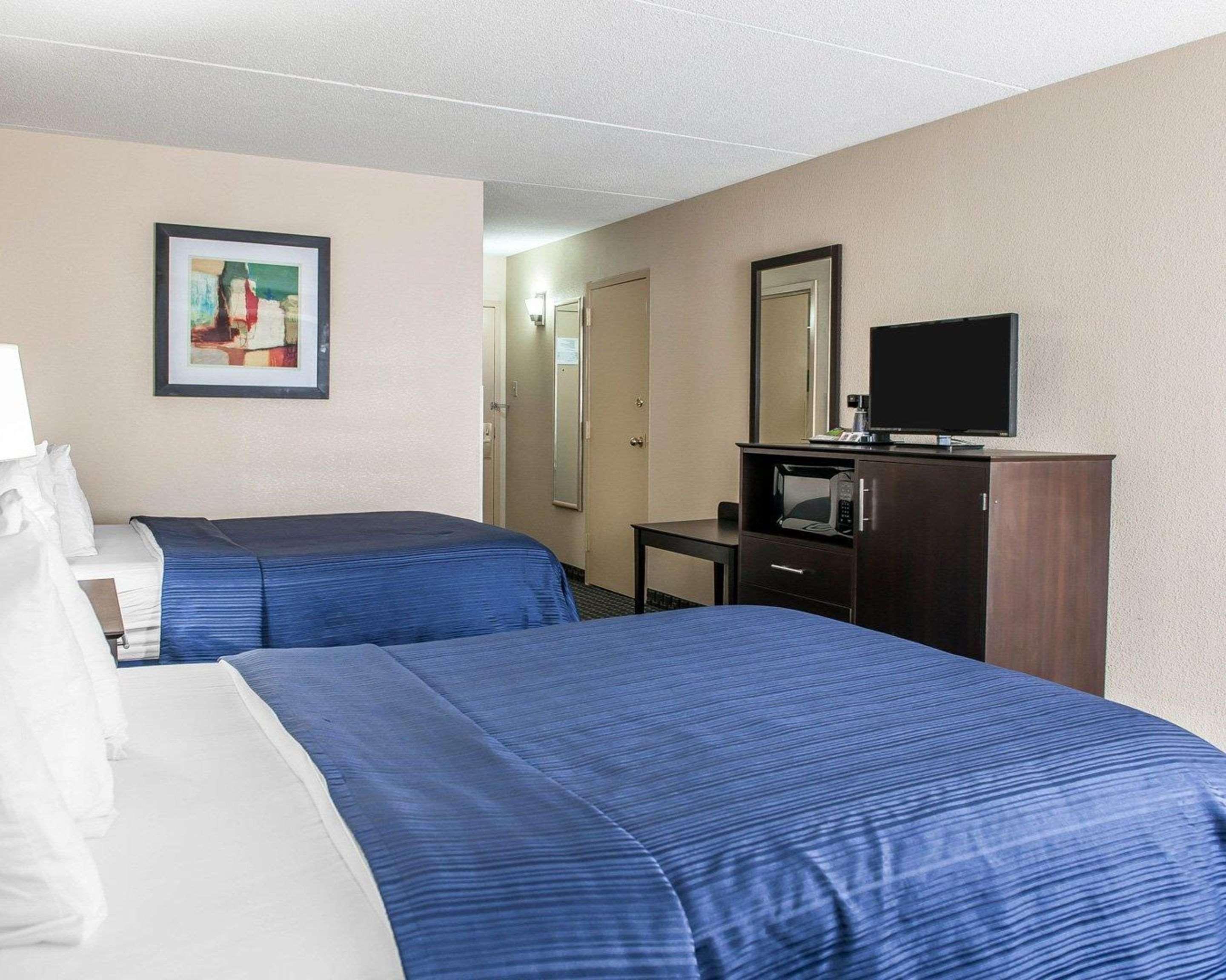 Quality Inn Terre Haute University Area Екстериор снимка