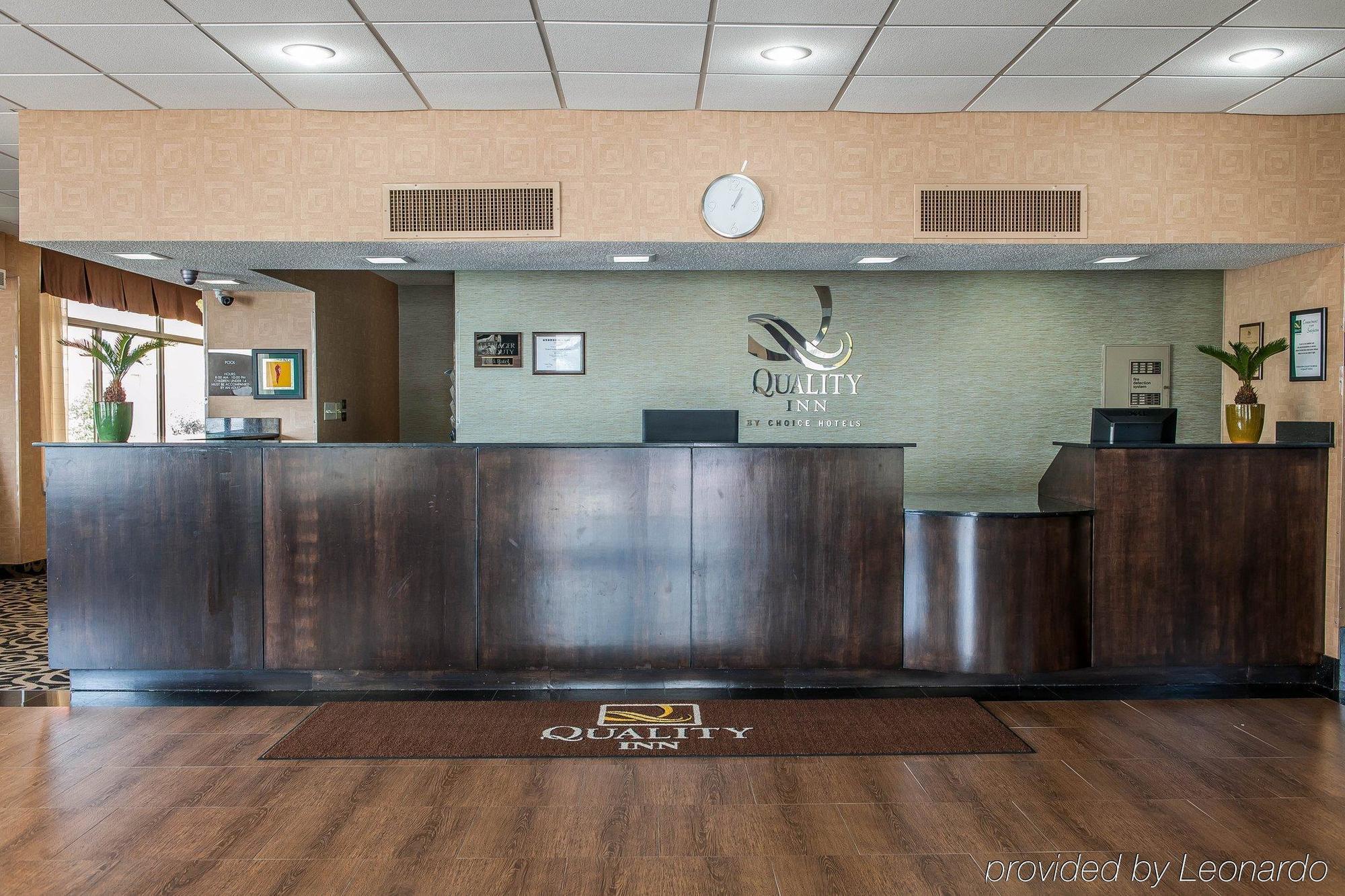 Quality Inn Terre Haute University Area Екстериор снимка