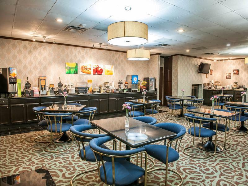 Quality Inn Terre Haute University Area Екстериор снимка